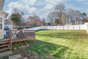 108 Deerfield Dr, Mount Holly, NC 28120 - Photo 33