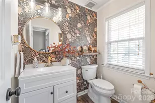 108 Deerfield Dr, Mount Holly, NC 28120 - Photo 9