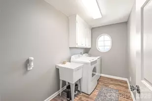 108 Deerfield Dr, Mount Holly, NC 28120 - Photo 19