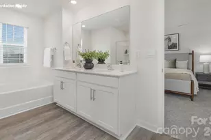 15011 Murrelet Wy, Charlotte, NC 28215 - Photo 17