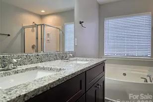 9525 Durness Dr, Charlotte, NC 28278 - Photo 17