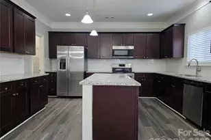 9525 Durness Dr, Charlotte, NC 28278 - Photo 9