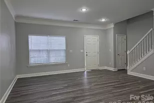 9525 Durness Dr, Charlotte, NC 28278 - Photo 3