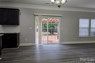 9525 Durness Dr, Charlotte, NC 28278 - Photo 7