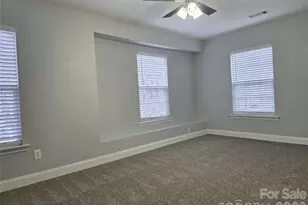 9525 Durness Dr, Charlotte, NC 28278 - Photo 21