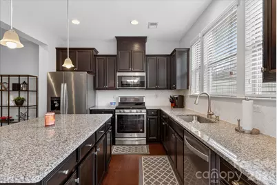 9419 Glenburn Lane, Charlotte, NC 28278 - Photo 17