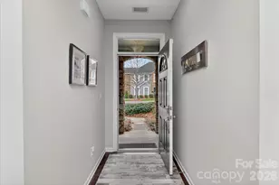 9419 Glenburn Ln, Charlotte, NC 28278 - Photo 5