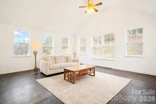 232 Wrayhill Dr, Charlotte, NC 28262 - Photo 7