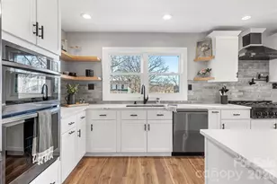 1206 9th St NW, Hickory, NC 28601 - Photo 11