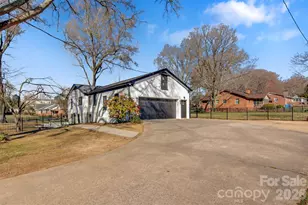 1206 9th St NW, Hickory, NC 28601 - Photo 39