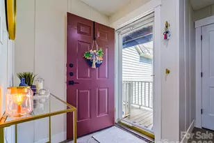 3300 Selwyn Farms Ln, Charlotte, NC 28209 - Photo 13