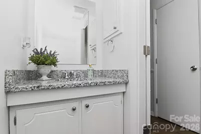 4605 Hedgemore Drive, Charlotte, NC 28209 - Photo 9