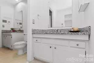 4605 Hedgemore Dr, Charlotte, NC 28209 - Photo 19