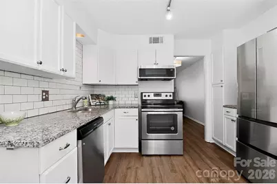 4605 Hedgemore Drive #D, Charlotte, NC 28209 - Photo 5