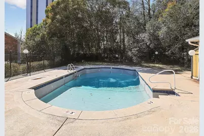 4605 Hedgemore Drive, Charlotte, NC 28209 - Photo 33