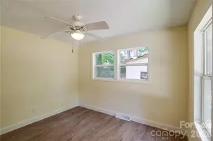 49 First St, Asheville, NC 28803 - Photo 23