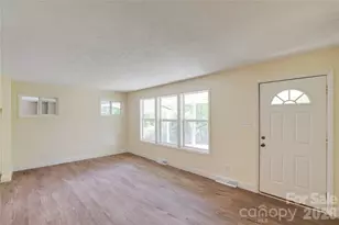 49 First St, Asheville, NC 28803 - Photo 7