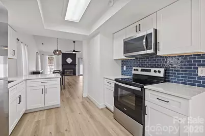 11013 Sevilla Court, Charlotte, NC 28226 - Photo 13