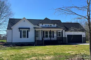 1871 Shiloh Rd, Claremont, NC 28610 - Photo 1