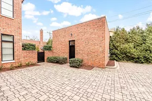 2331 Selwyn Ave, Charlotte, NC 28207 - Photo 47