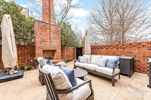 2331 Selwyn Ave, Charlotte, NC 28207 - Photo 43