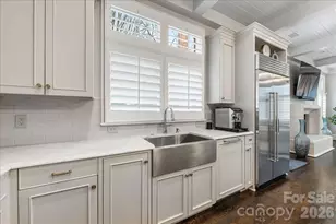 2331 Selwyn Ave, Charlotte, NC 28207 - Photo 19