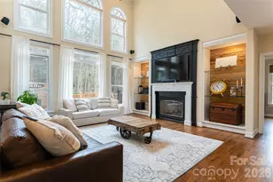 39 Windover Dr, Asheville, NC 28803 - Photo 3