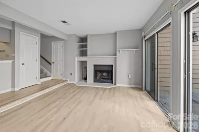 427 W 8th Street #104, Charlotte, NC 28202 - Photo 9