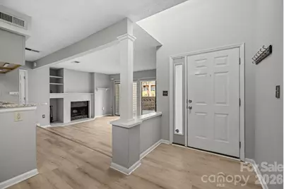 427 W 8th Street #104, Charlotte, NC 28202 - Photo 5