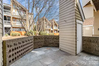 427 W 8th Street #104, Charlotte, NC 28202 - Photo 27