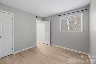 427 W 8th St, Charlotte, NC 28202 - Photo 21