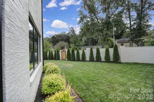 911 Laurel Creek Ln, Charlotte, NC 28211 - Photo 33