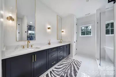 911 Laurel Creek Lane, Charlotte, NC 28211 - Photo 17