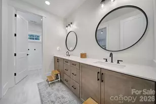 911 Laurel Creek Ln, Charlotte, NC 28211 - Photo 25