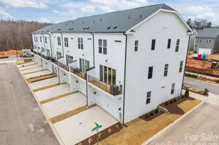 3237 Drift St, Charlotte, NC 28278 - Photo 3