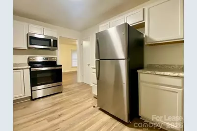 755 Harwyn Drive, Charlotte, NC 28215 - Photo 3