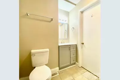 755 Harwyn Drive, Charlotte, NC 28215 - Photo 9