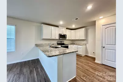 8128 Derby Woods Lane, Charlotte, NC 28214 - Photo 13