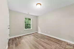 518 Canopy Ct, Clover, SC 29710 - Photo 5