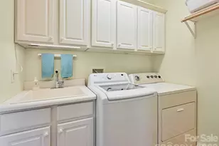 24 Craftsman View Dr, Asheville, NC 28804 - Photo 23