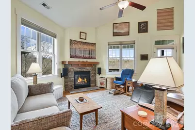 24 Craftsman View Drive, Asheville, NC 28804 - Photo 3