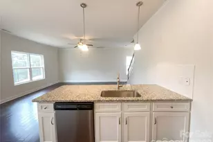 324 Praline Wy, Fort Mill, SC 29715 - Photo 9