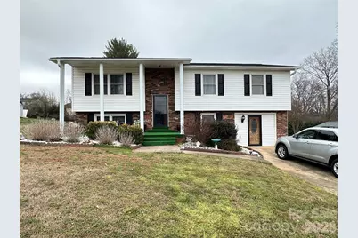 408 Cardinal Drive #35, Newton, NC 28658 - Photo 1