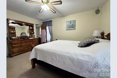 408 Cardinal Drive #35, Newton, NC 28658 - Photo 15