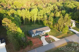 119 Titleist Dr, Statesville, NC 28677 - Photo 3