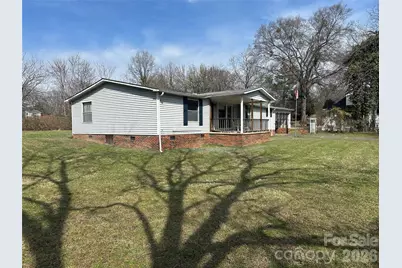 206 6th Street SW, Taylorsville, NC 28681 - Photo 3