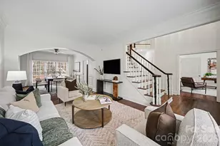 3839 Mountain Cove Dr, Charlotte, NC 28216 - Photo 5