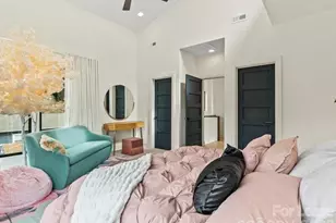 815 E 36th St, Charlotte, NC 28205 - Photo 15