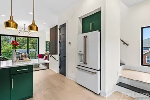 815 E 36th St, Charlotte, NC 28205 - Photo 11