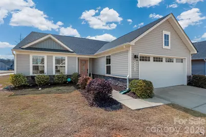 4246 Mackinnon Drive, Charlotte, NC 28214 - Photo 1